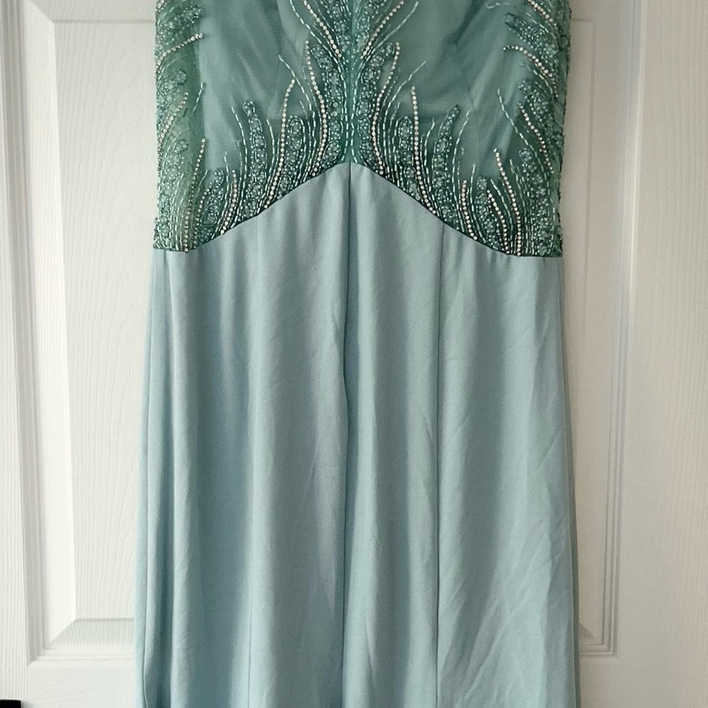 Blue embroidered dress - Picture 4 of 7